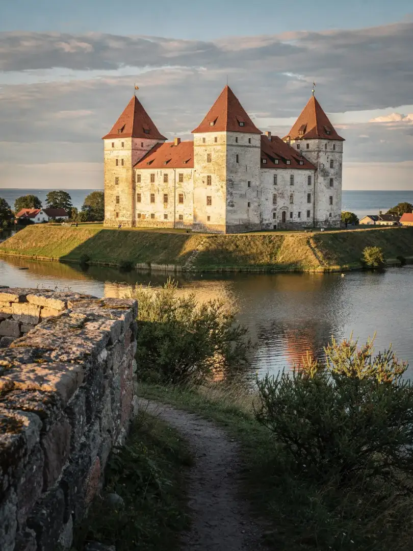 Region & History in the region Saaremaa & Estonia