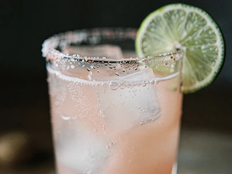 Paloma — Detail