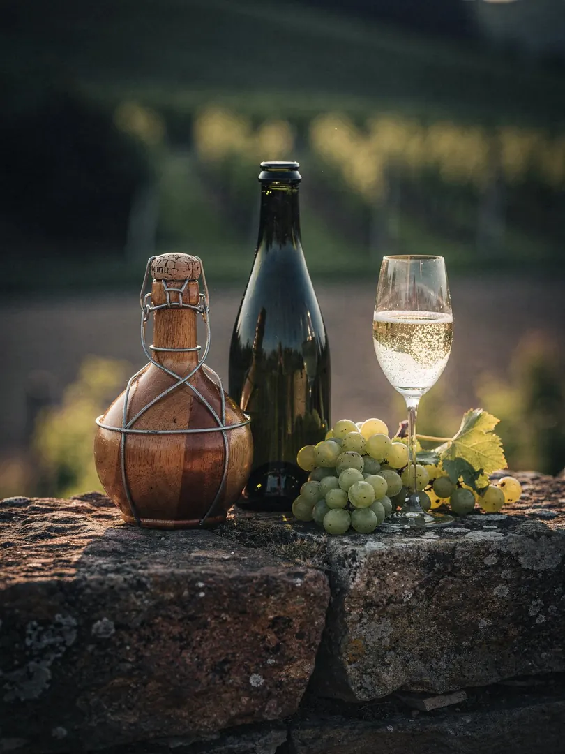 German Crémant and Sekt in the Bocksbeutel: Special Paths of German Sekt