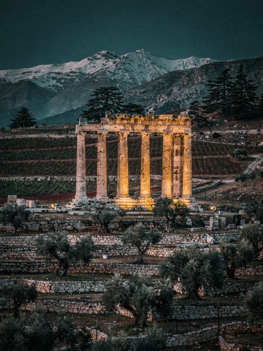 Das Bekaa-Tal im Libanon zwischen zwei Gebirgen