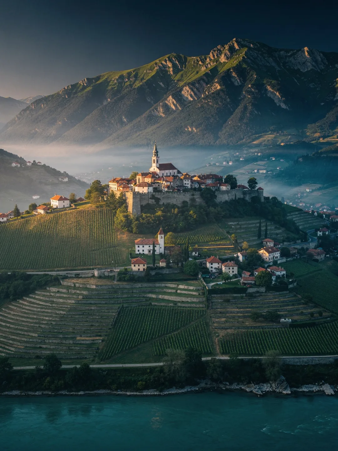 Slowenien zwischen Alpen und Hügelland