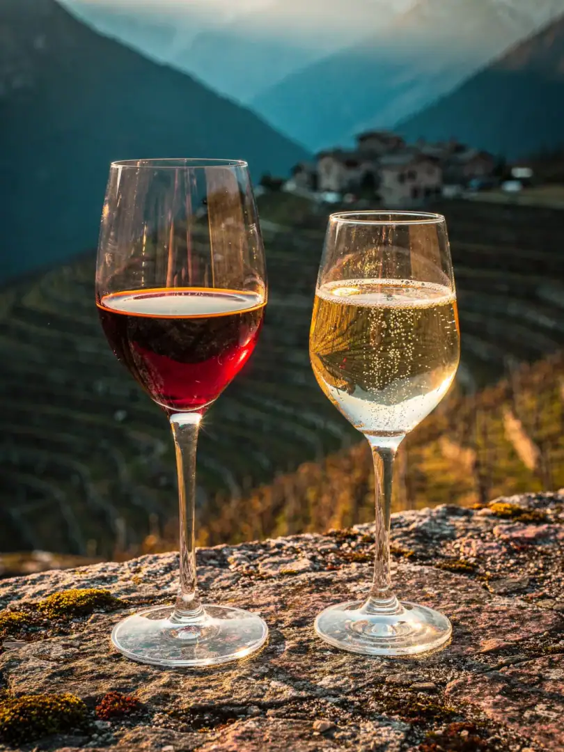 Glassware in the region Lombardy
